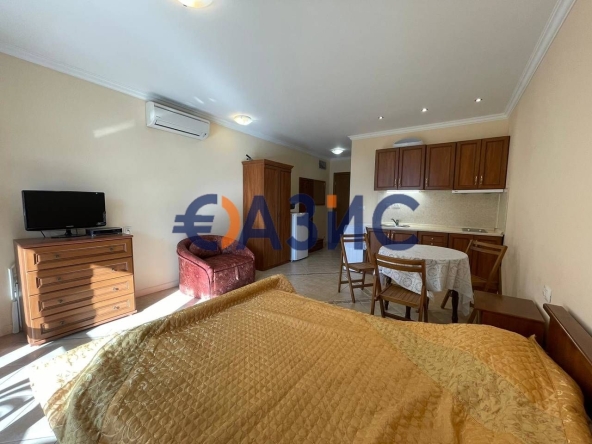 Едностаен апартамент в Созопол - 43 кв.м за 1605 €/кв.м - Снимка #1