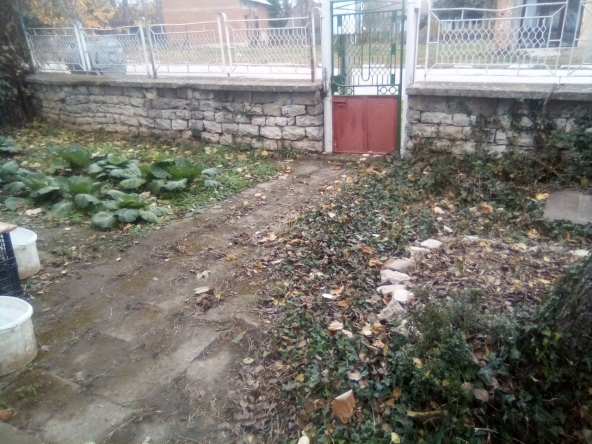 Къща в с. Телиш, Област Плевен - 81 кв.м за 202 €/кв.м - Снимка #1