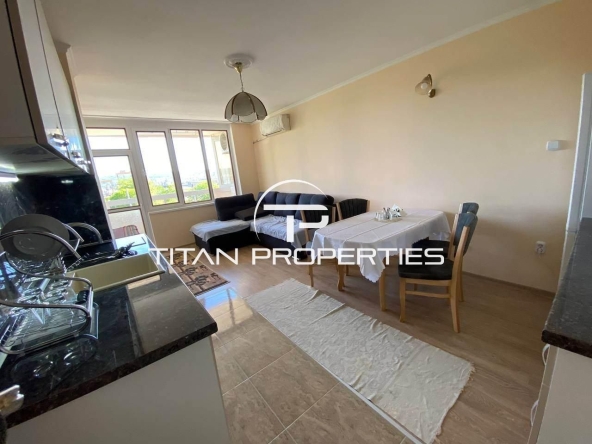 Дава се под наем Тристаен апартамент в Варна, Център - 80 кв.м за 700 € - Снимка #1