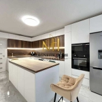 Дава се под наем Четиристаен апартамент в Бургас, Славейков - 85 кв.м за 510 € - Снимка #1