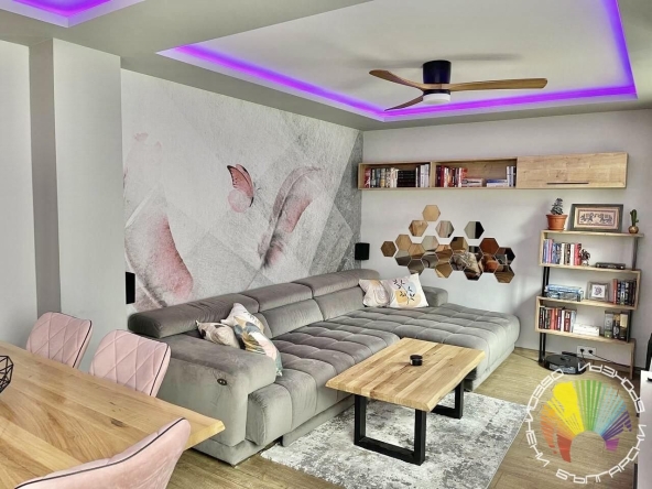 Дава се под наем Многостаен апартамент в Бургас, Лазур - 120 кв.м за 1000 € - Снимка #1