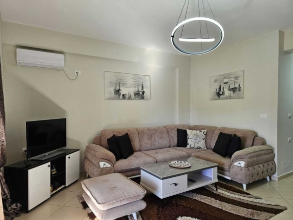 Двустаен апартамент в София, Младост 3 - 72 кв.м за 1806 €/кв.м - Снимка #1