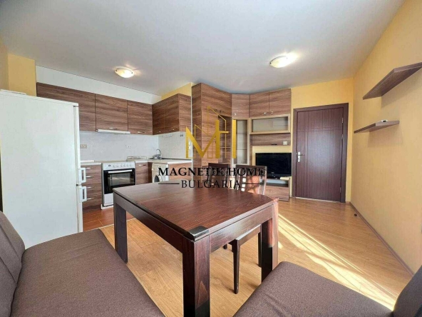 Дава се под наем Двустаен апартамент в Бургас, Изгрев - 60 кв.м за 382.5 € - Снимка #1