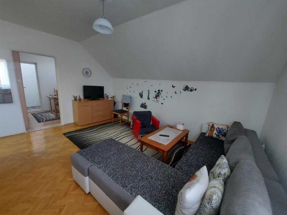 Дава се под наем Двустаен апартамент в София, Мусагеница - 57 кв.м за 433.5 € - Снимка #1