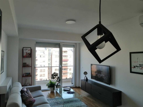 Дава се под наем Двустаен апартамент в София, Илинден - 75 кв.м за 510 € - Снимка #1