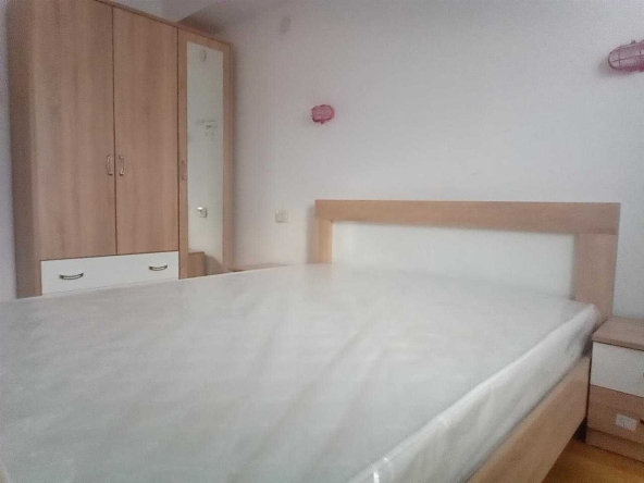 Дава се под наем Двустаен апартамент в София, Бояна - 65 кв.м за 459 € - Снимка #1