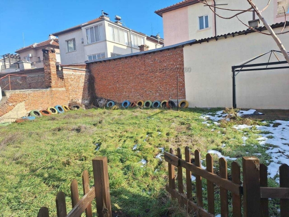 Парцел в Ямбол, Каргон - 355 кв.м за 212 €/кв.м - Снимка #1