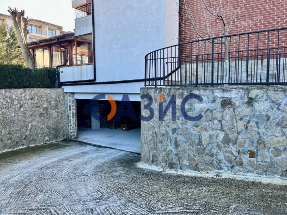 Гараж / Паркомясто в с. Равда, Област Бургас - 25 кв.м за 676 €/кв.м - Снимка #1