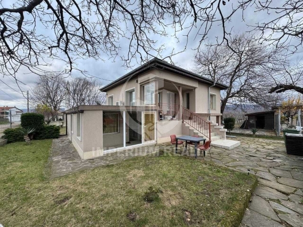 Къща в с. Страцин, Област Бургас - 120 кв.м за 917 €/кв.м - Снимка #1