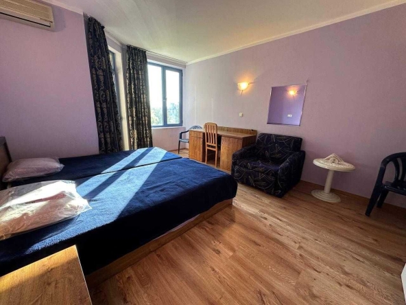 Дава се под наем Едностаен апартамент в к.к. Слънчев бряг - 39 кв.м за 48000 € - Снимка #1