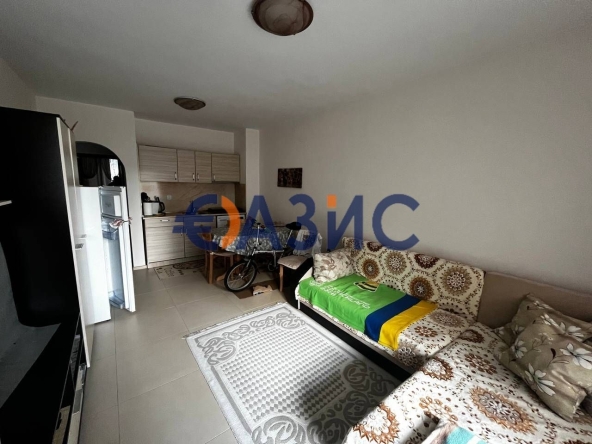 Двустаен апартамент в к.к. Слънчев бряг - 54 кв.м за 1071 €/кв.м - Снимка #1