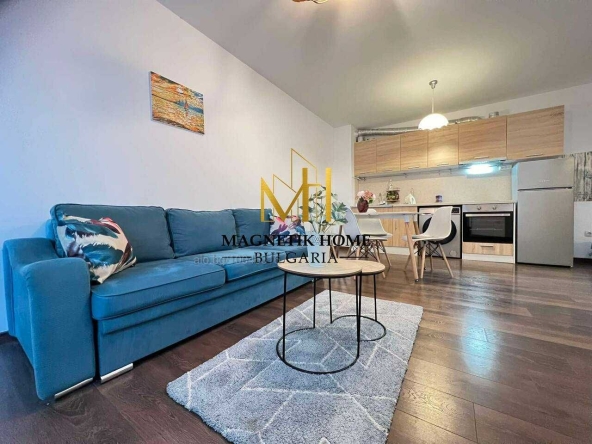 Дава се под наем Двустаен апартамент в Бургас, Лазур - 70 кв.м за 433.5 € - Снимка #1