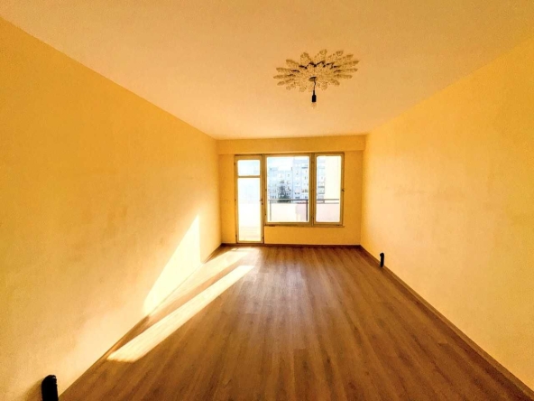 Дава се под наем Двустаен апартамент в Разград, Лудогорие - 60 кв.м за 61200 € - Снимка #1