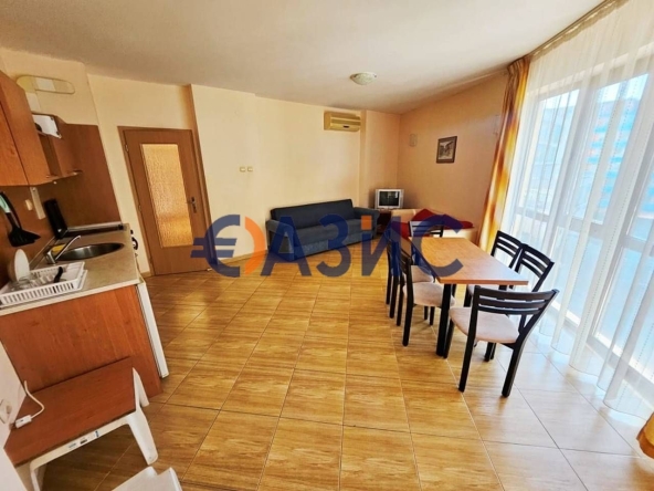 Тристаен апартамент в к.к. Слънчев бряг - 110 кв.м за 991 €/кв.м - Снимка #1