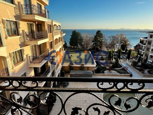 Тристаен апартамент в Несебър - 114 кв.м за 2193 €/кв.м - Снимка #1