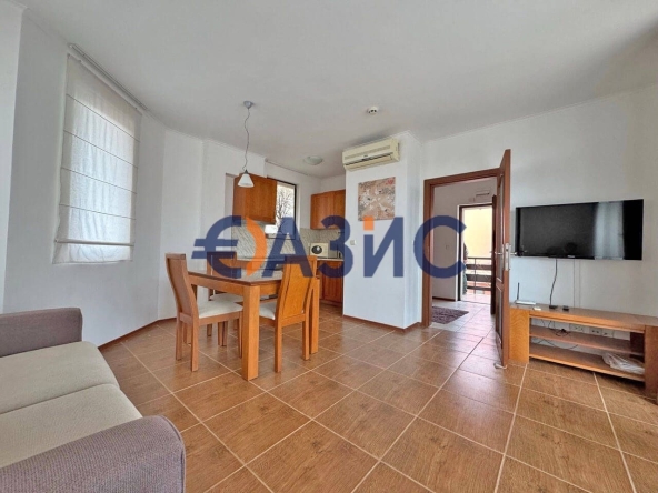 Двустаен апартамент в с. Кошарица, Област Бургас - 70 кв.м за 856 €/кв.м - Снимка #1