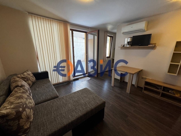 Едностаен апартамент в Созопол - 53 кв.м за 1050 €/кв.м - Снимка #1