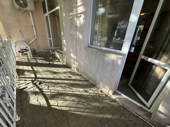 Двустаен апартамент в к.к. Слънчев бряг - 50 кв.м за 600 €/кв.м - Снимка #1