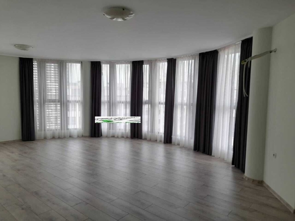 Многостаен апартамент в Пловдив, Кършияка - 192 кв.м за 1303 €/кв.м - Снимка #1