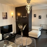 Дава се под наем Двустаен апартамент в София, Полигона - 50 кв.м за 650 € - Снимка #1