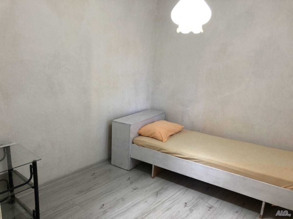 Дава се под наем Едностаен апартамент в Пловдив, Център - 30 кв.м за 125 € - Снимка #1