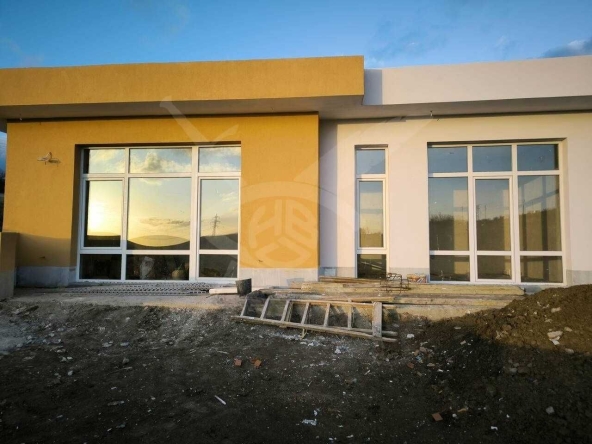 Къща в с. Черни връх, Област Бургас - 130 кв.м за 885 €/кв.м - Снимка #1