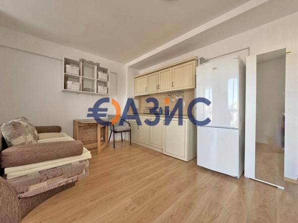 Двустаен апартамент в к.к. Слънчев бряг - 86 кв.м за 930 €/кв.м - Снимка #1