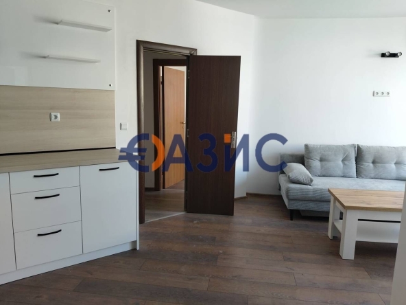 Тристаен апартамент в к.к. Слънчев бряг - 76 кв.м за 1028 €/кв.м - Снимка #1