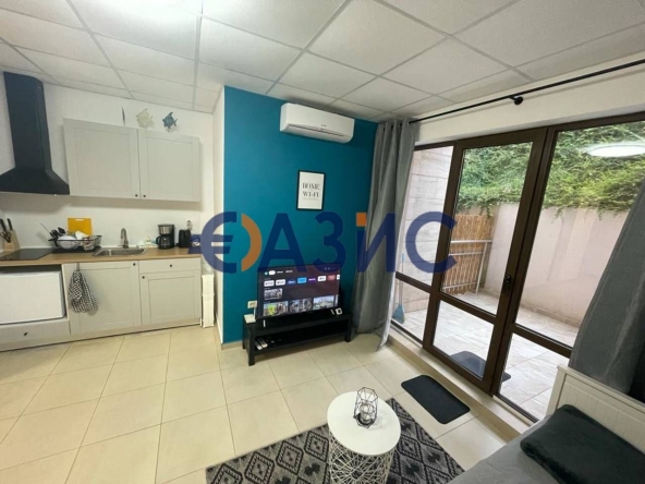 Едностаен апартамент в к.к. Слънчев бряг - 63 кв.м за 699 €/кв.м - Снимка #1