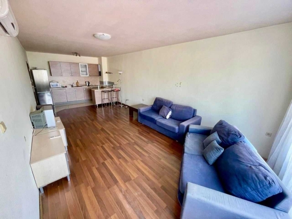 Двустаен апартамент в к.к. Слънчев бряг - 85 кв.м за 1118 €/кв.м - Снимка #1