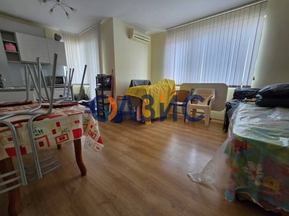 Двустаен апартамент в к.к. Слънчев бряг - 75 кв.м за 894 €/кв.м - Снимка #1