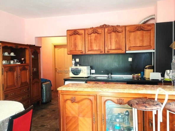 Дава се под наем Тристаен апартамент в к.к. Слънчев бряг - 84 кв.м за 279.99 € - Снимка #1