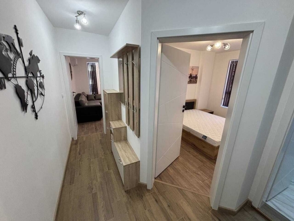 Дава се под наем Двустаен апартамент в Пловдив, Остромила - 58 кв.м за 400 € - Снимка #1