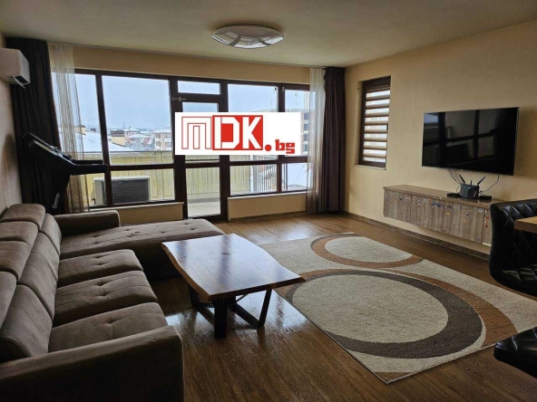 Дава се под наем Тристаен апартамент в Пловдив, Остромила - 126 кв.м за 190000 € - Снимка #1