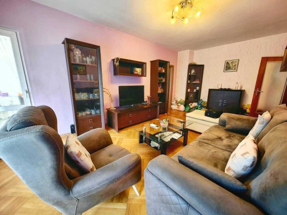 Тристаен апартамент в Пловдив, Христо Смирненски - 86 кв.м за 1378 €/кв.м - Снимка #1