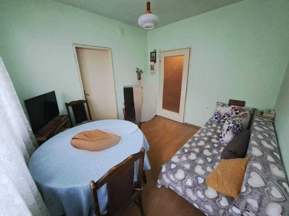 Тристаен апартамент в Пловдив, Младежки Хълм - 96 кв.м за 1886 €/кв.м - Снимка #1