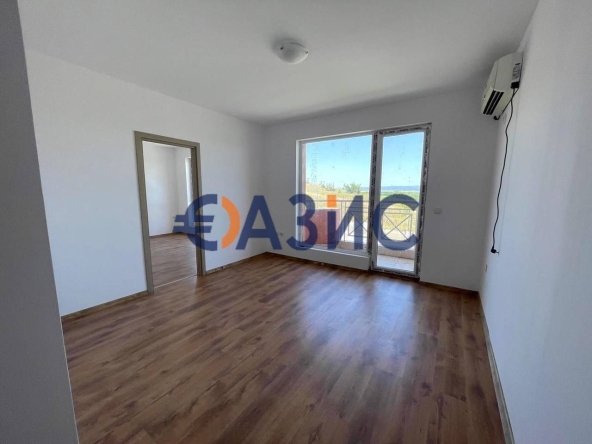 Двустаен апартамент в к.к. Слънчев бряг - 50 кв.м за 770 €/кв.м - Снимка #1