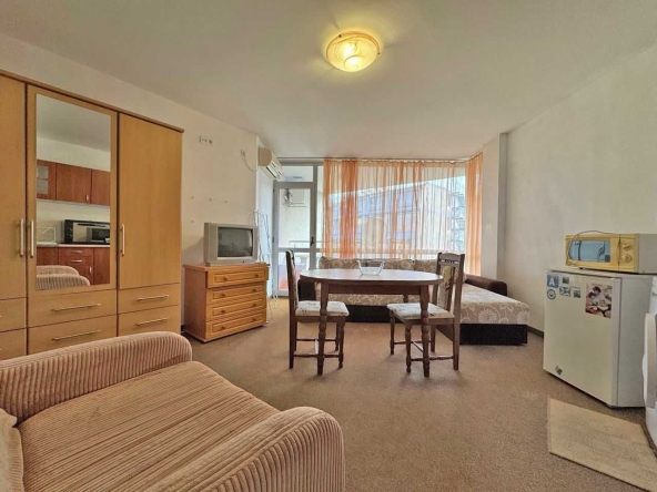 Едностаен апартамент в к.к. Слънчев бряг - 35 кв.м за 1313 €/кв.м - Снимка #1