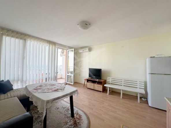 Двустаен апартамент в к.к. Слънчев бряг - 65 кв.м за 1062 €/кв.м - Снимка #1