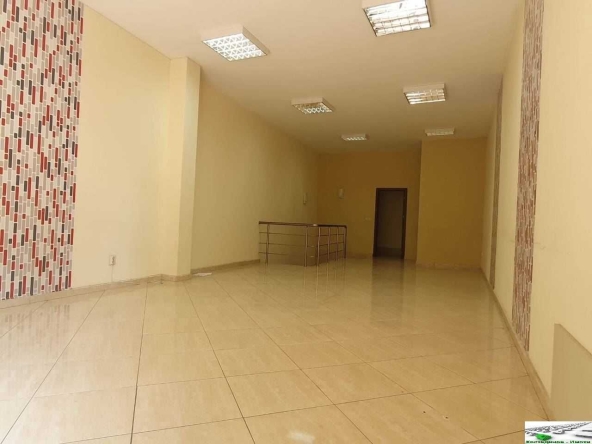 Магазин в Пловдив, Кършияка - 110 кв.м за 1591 €/кв.м - Снимка #1