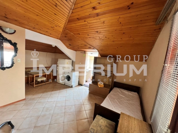 Дава се под наем Едностаен апартамент в Варна, Бриз - 35 кв.м за 255 € - Снимка #1