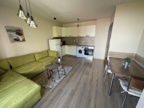 Дава се под наем Двустаен апартамент в Пловдив, Център - 67 кв.м за 490 € - Снимка #1