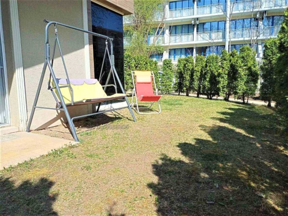 Дава се под наем Едностаен апартамент в к.к. Слънчев бряг - 40 кв.м за 177.99 € - Снимка #1