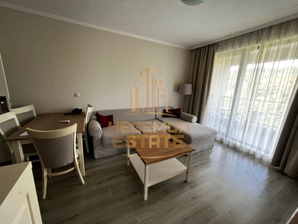 Тристаен апартамент в Балчик - 97 кв.м за 1145 €/кв.м - Снимка #1