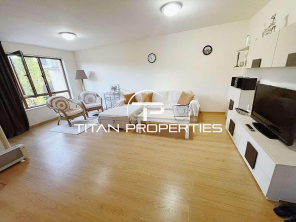 Дава се под наем Двустаен апартамент в Варна, м-т Траката - 70 кв.м за 600 € - Снимка #1