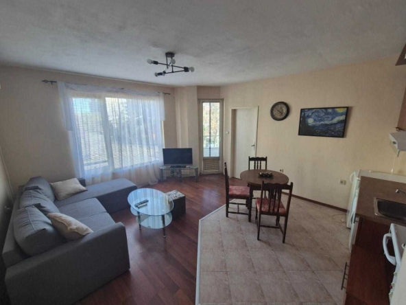 Двустаен апартамент в Пловдив, Въстанически - 55 кв.м за 1910 €/кв.м - Снимка #1