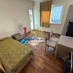 Дава се под наем Двустаен апартамент в Бургас, Център - 55 кв.м за 244.8 € - Снимка #1