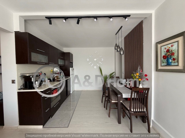 Тристаен апартамент в к.к. Слънчев бряг - 96 кв.м за 1084 €/кв.м - Снимка #1