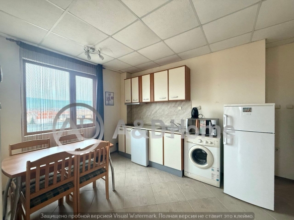 Тристаен апартамент в к.к. Слънчев бряг - 77 кв.м за 1072 €/кв.м - Снимка #1