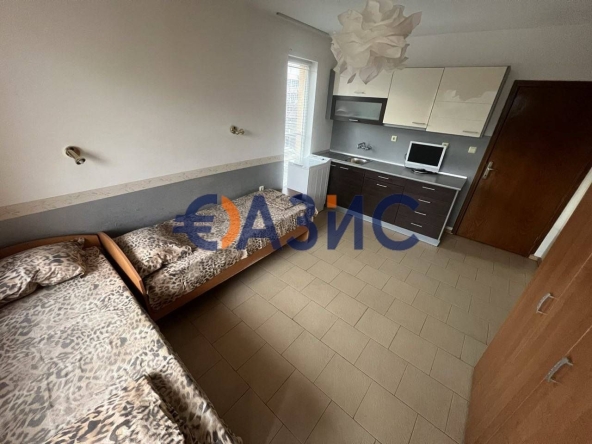 Тристаен апартамент в к.к. Слънчев бряг - 84 кв.м за 1374 €/кв.м - Снимка #1